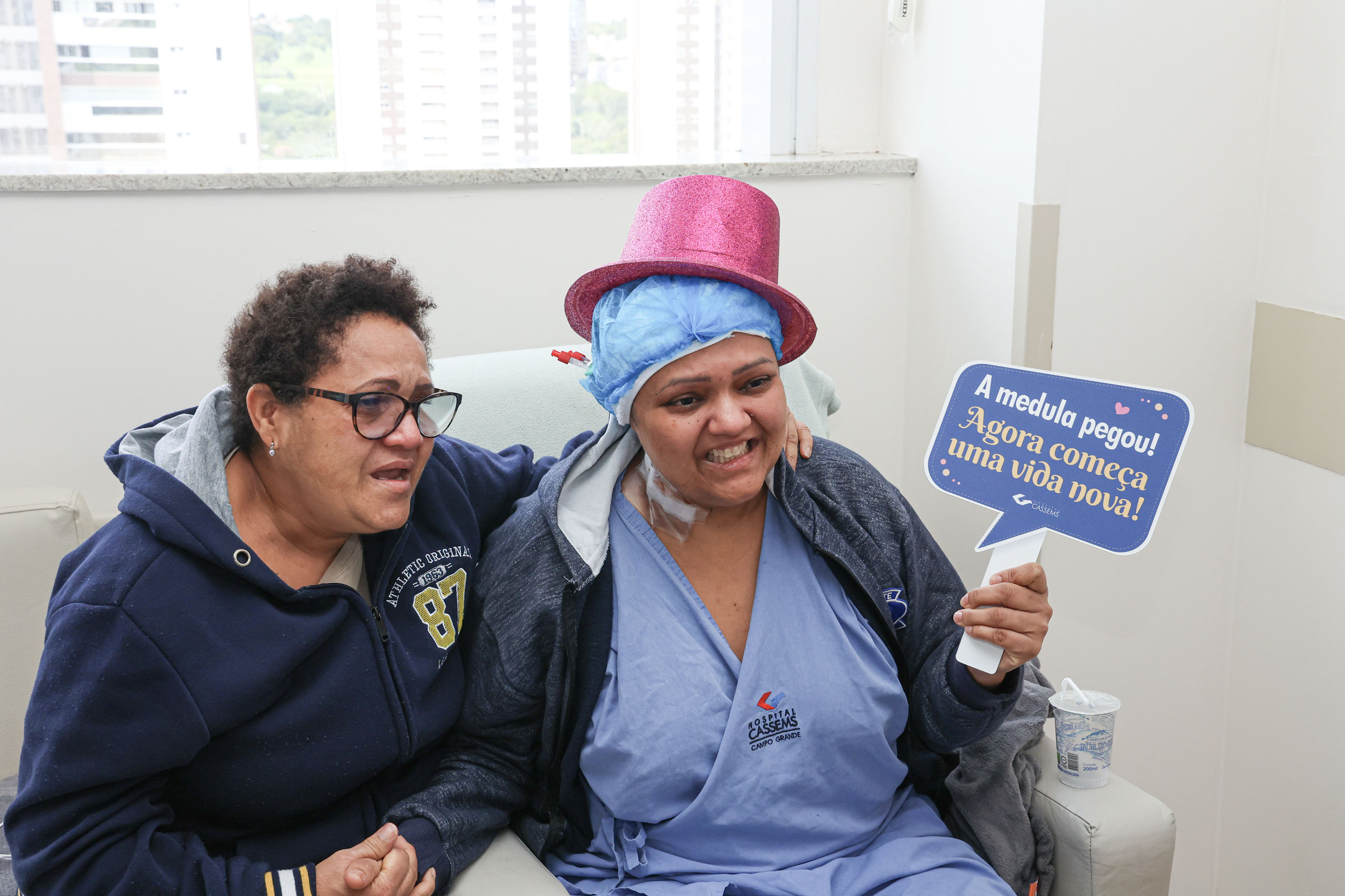 A paciente transplantada não mede palavras para agradecer o tratamento bem-sucedido recebido nas dependências do Hospital Cassems de Campo Grande. Ela, que também é da área da saúde, confiou nos profissionais e na estrutura da unidade hospitalar.